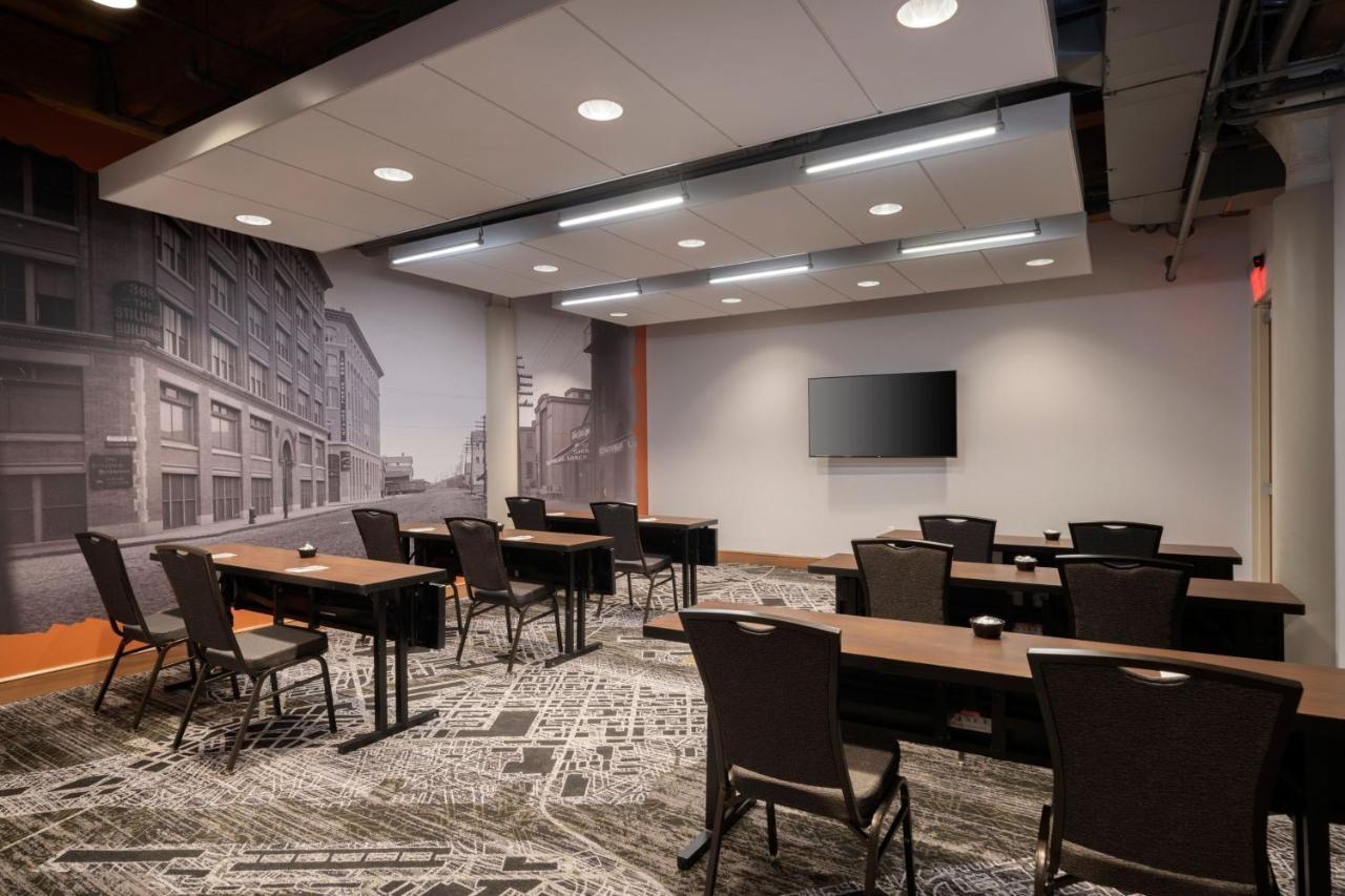 Residence Inn By Marriott Boston Downtown Seaport Exterior photo