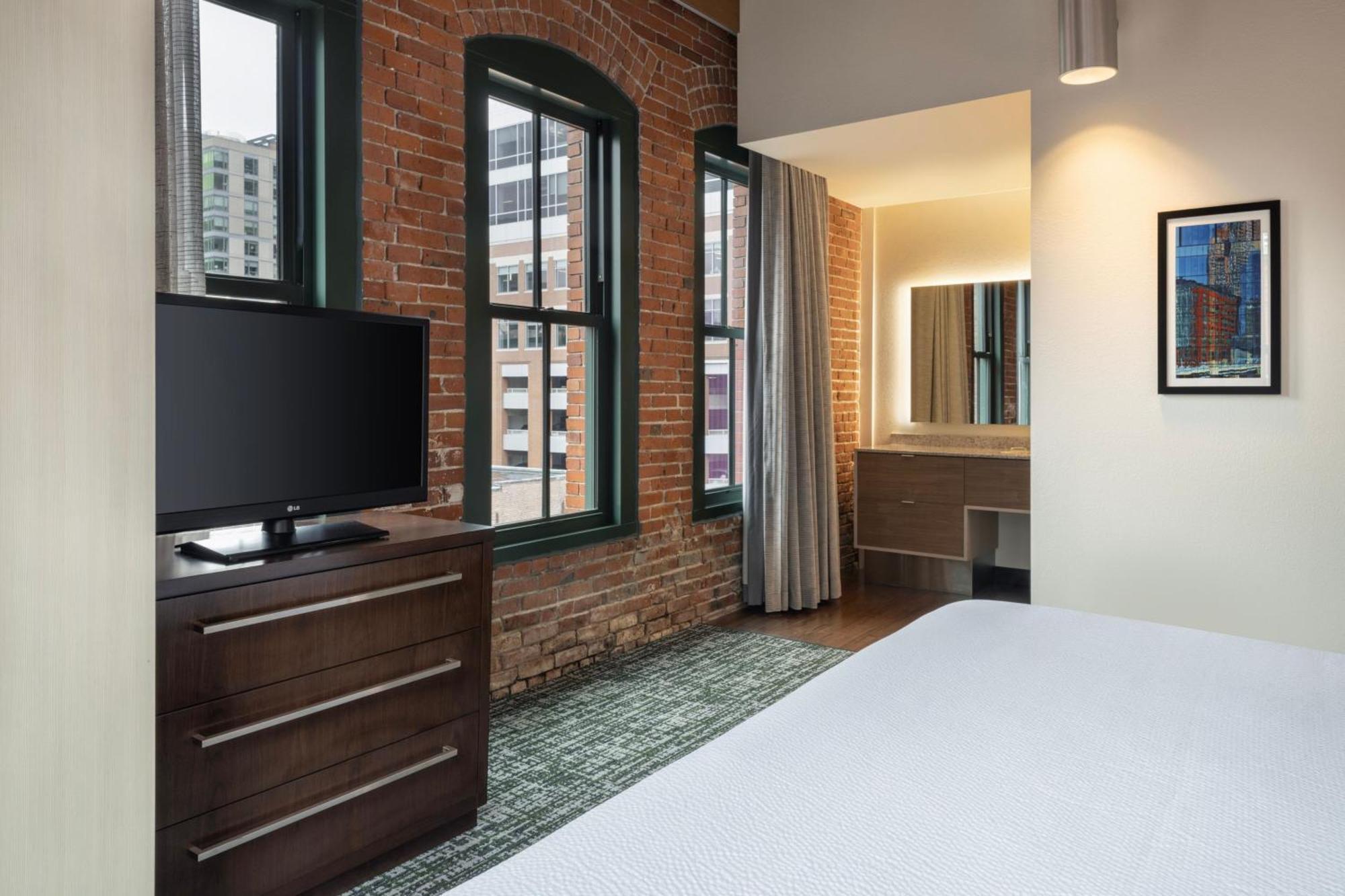 Residence Inn By Marriott Boston Downtown Seaport Exterior photo