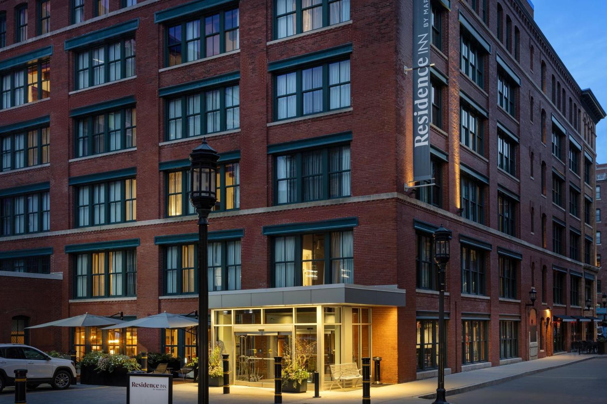 Residence Inn By Marriott Boston Downtown Seaport Exterior photo