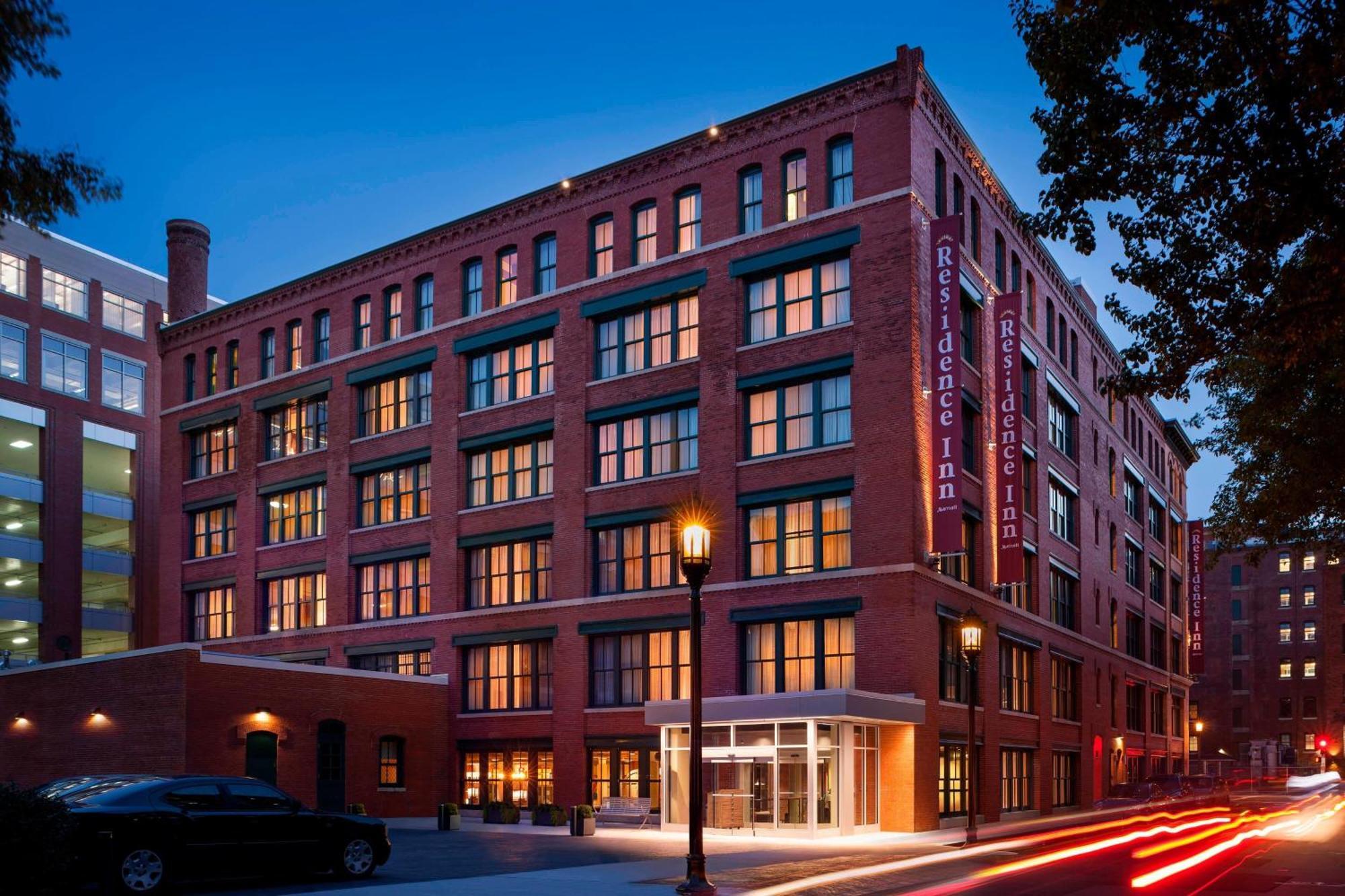 Residence Inn By Marriott Boston Downtown Seaport Exterior photo