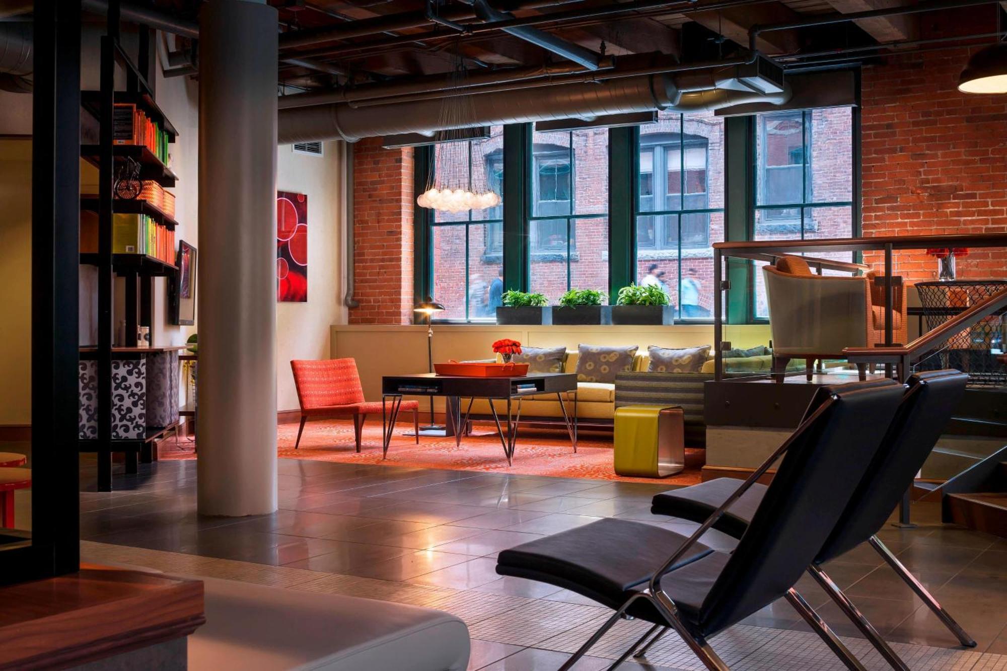 Residence Inn By Marriott Boston Downtown Seaport Exterior photo